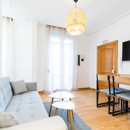Apartamento Maestro Pleno Centro Y Cerca De La Alhambra, Catedral Y Principales Puntos Turisticos *