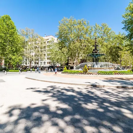 Apartamento Maestro Pleno Centro Y Cerca De La Alhambra, Catedral Y Principales Puntos Turisticos *
